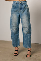 Lisette Barrel Jean in Medium Wash