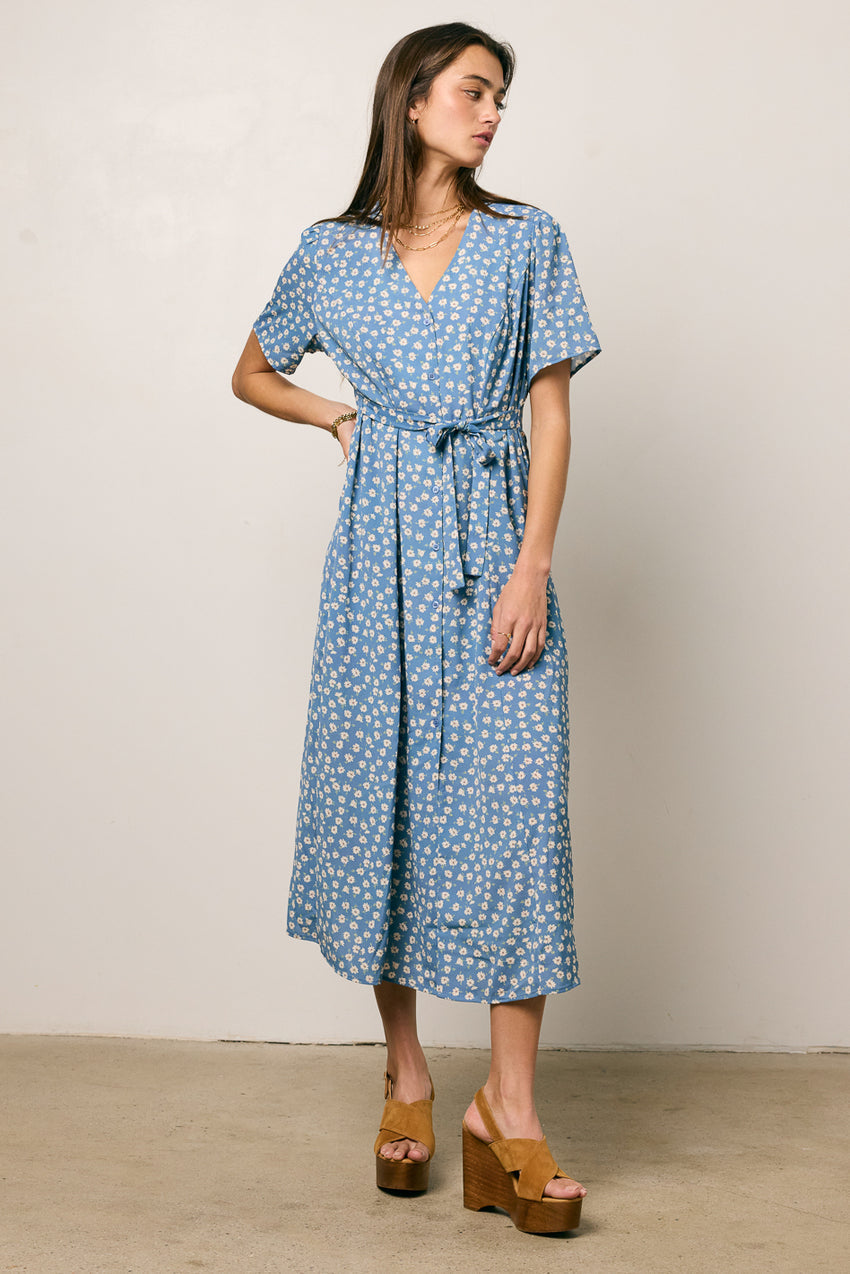 Malik Floral Midi Dress in Blue