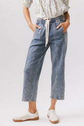 Khai Cropped Pants in Denim