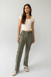Gracie Straight Leg Pants in Olive