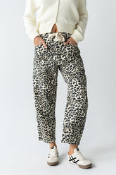 Jocelyn Barrel Jeans in Leopard