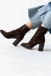 Steve Madden Obsession Boots in Brown