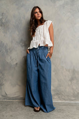 Kinzley Oversized Lace Top in Off White