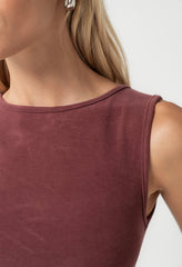 Alder Fitted Tank in Wine