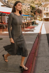 Fiona Ribbed Godet Dress in Charcoal