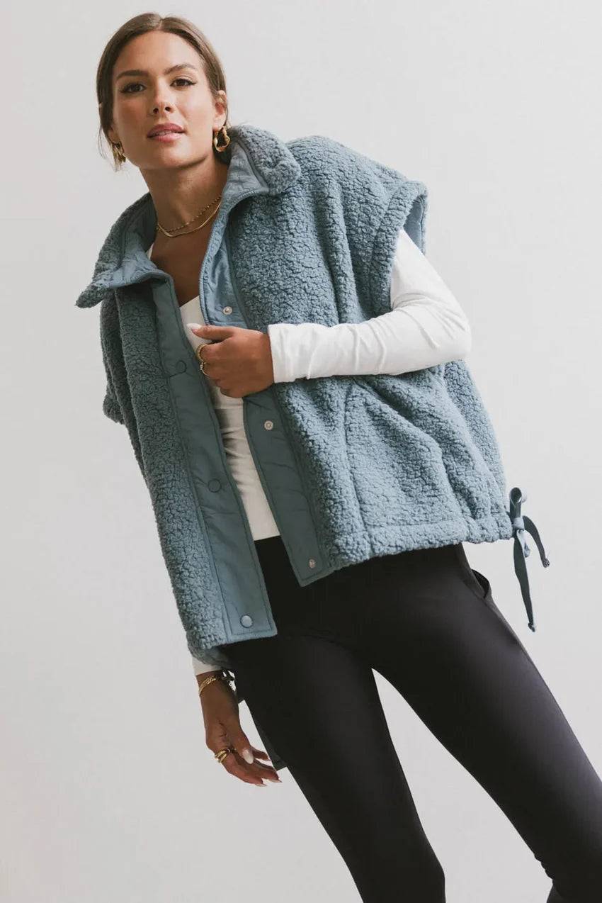 Johanna Sherpa Vest in Blue