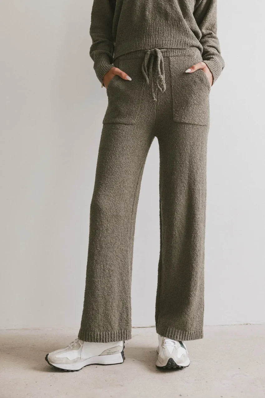 Breck Knit Pants in Olive