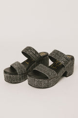 Kylie Platform Sandals in Black