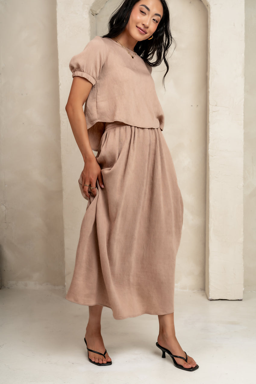 Elani Maxi Skirt in Mocha