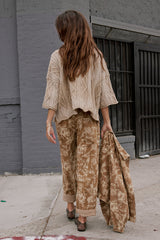 Kellie Floral Barrel Jeans in Camel