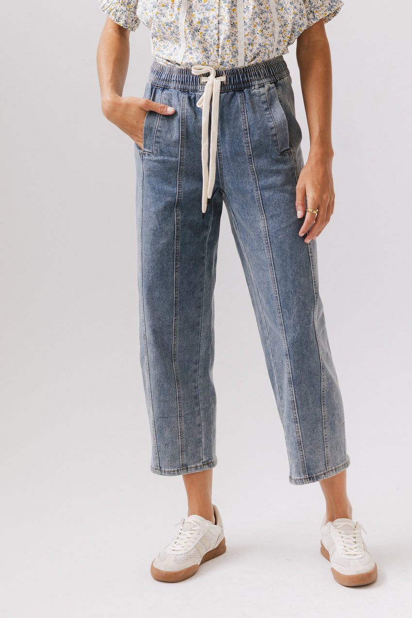 Khai Cropped Pants in Denim