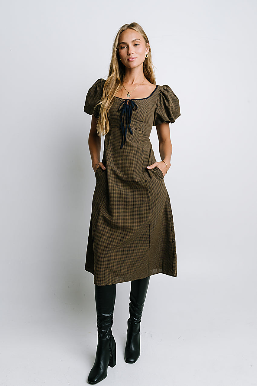 Elle Gingham Midi Dress in Brown