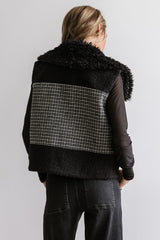 Liv Sherpa Vest in Black