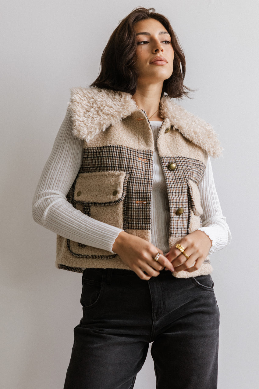 Liv Sherpa Vest in Taupe