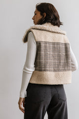 Liv Sherpa Vest in Taupe