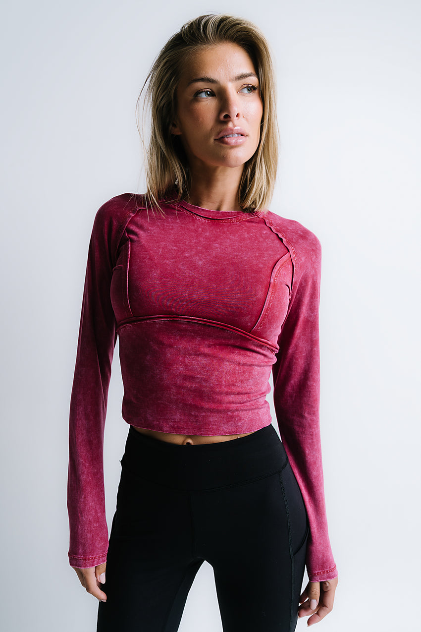 Louise Fitted Top in Red