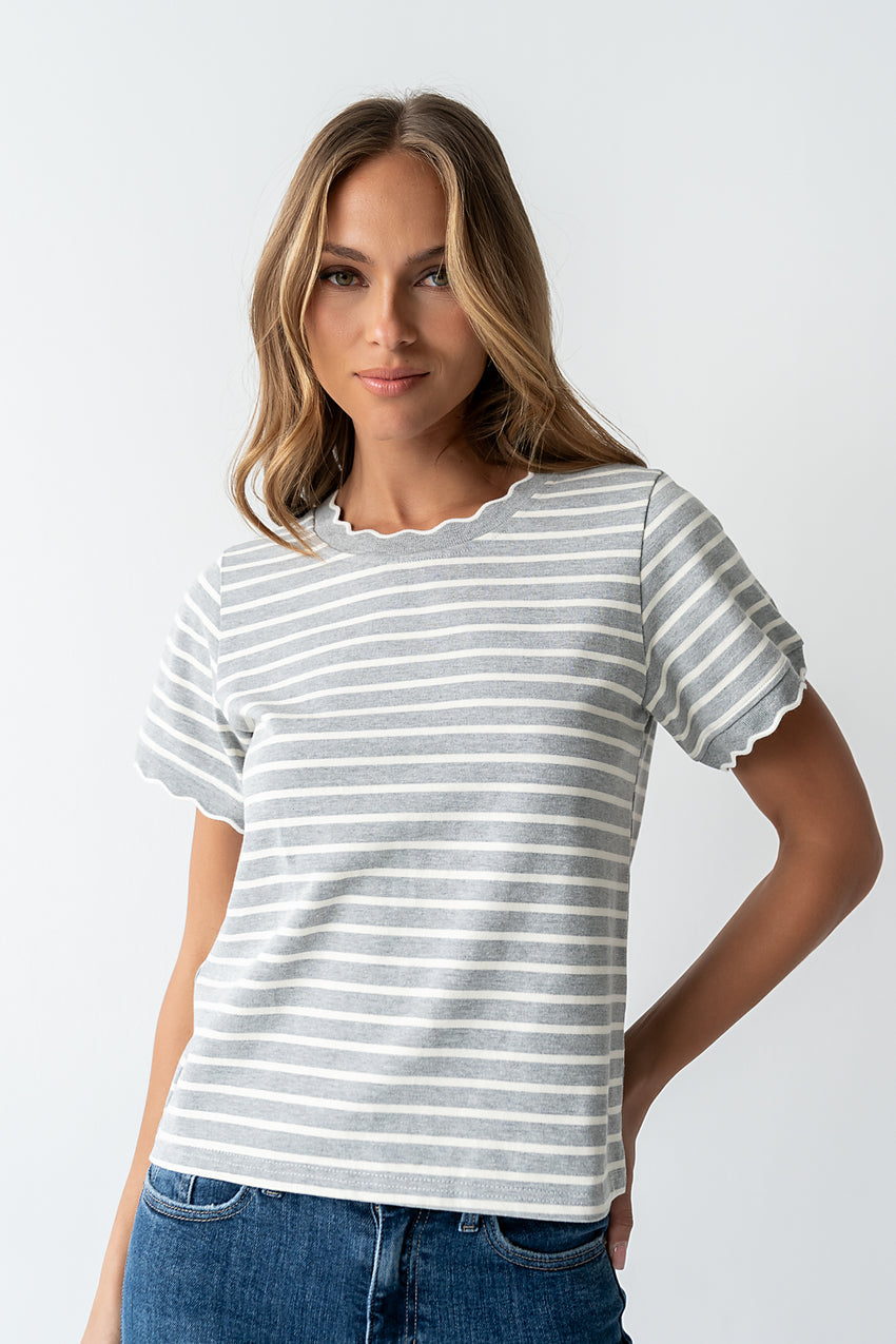 Walker Scalloped Top in Grey