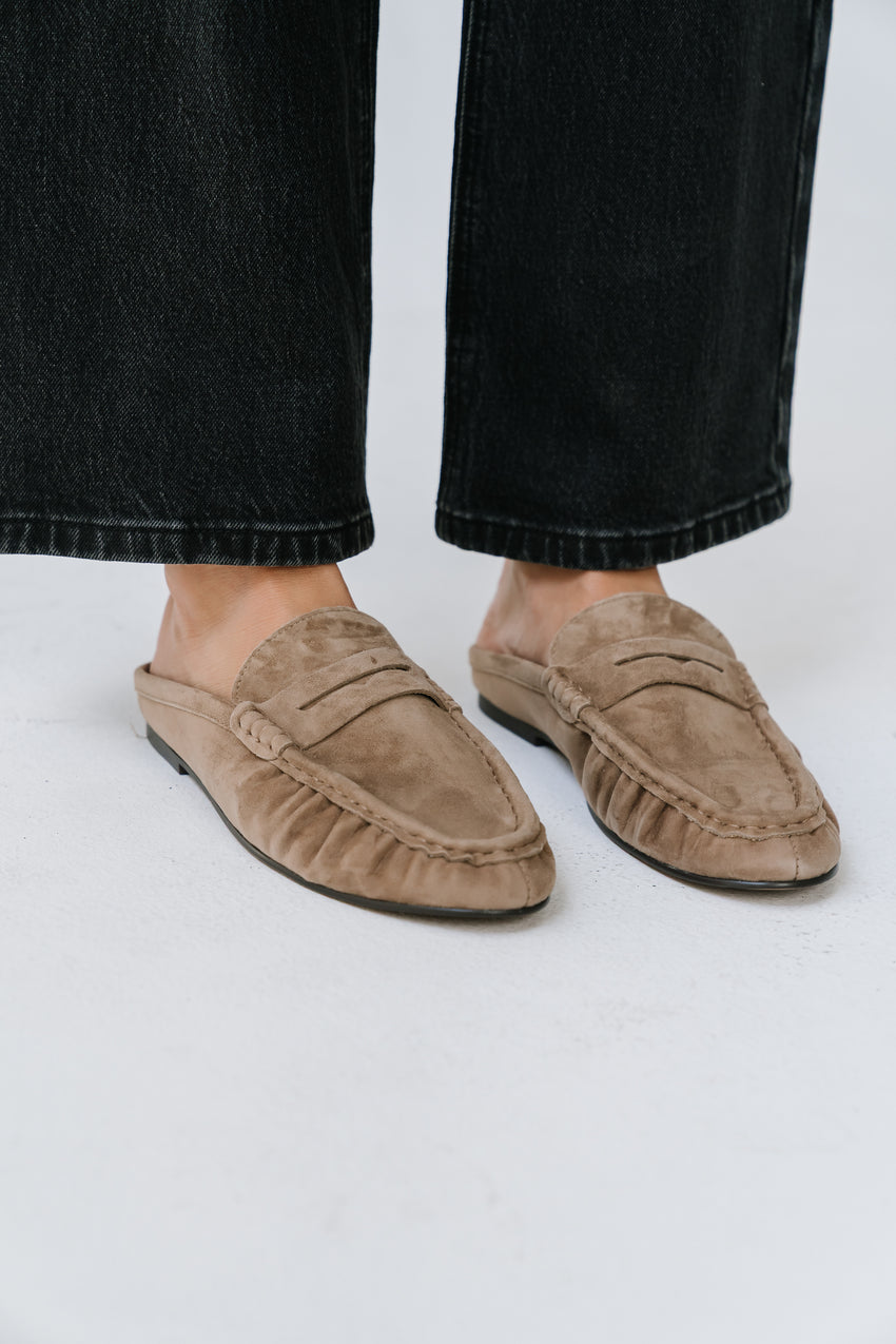 Steve Madden Rafe Taupe Suede Loafer